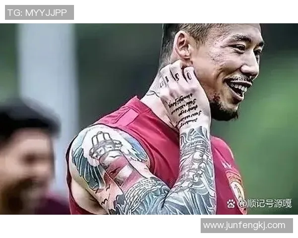 全身纹身的小孩如何成为足球明星的励志故事与成长之路