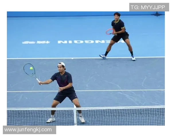 北京网球队在世界锦标赛中的默契配合与战术分析